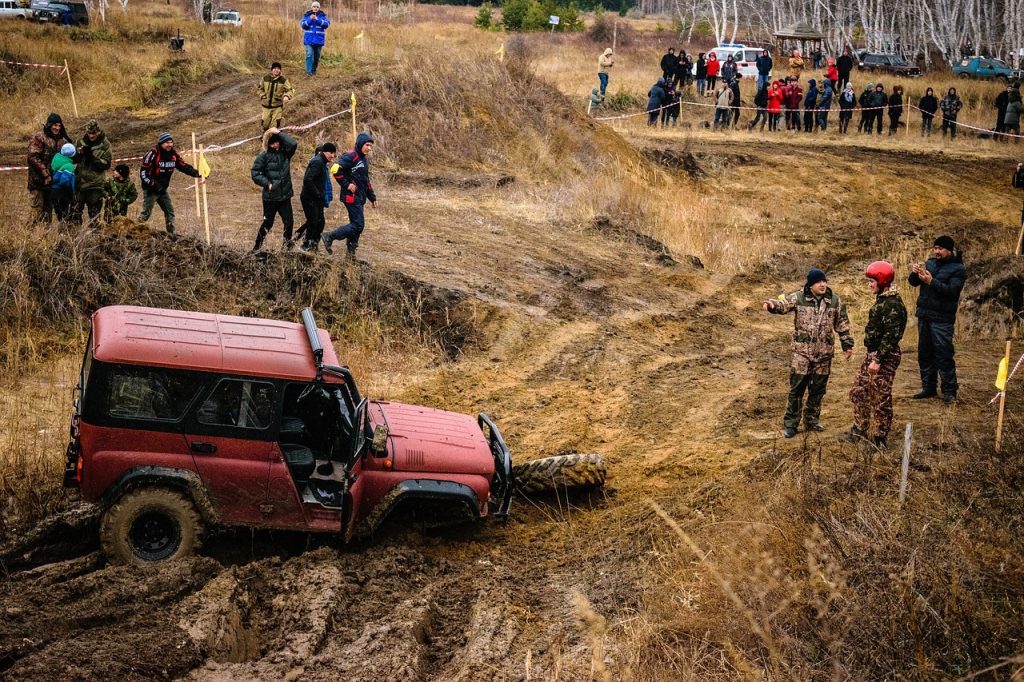 HOW TO GET OUT OF MUD WITHOUT A WINCH