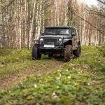 How much does a Jeep Wrangler weigh