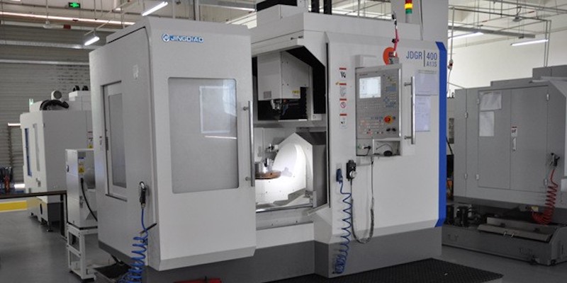 CNC Milling Equipment