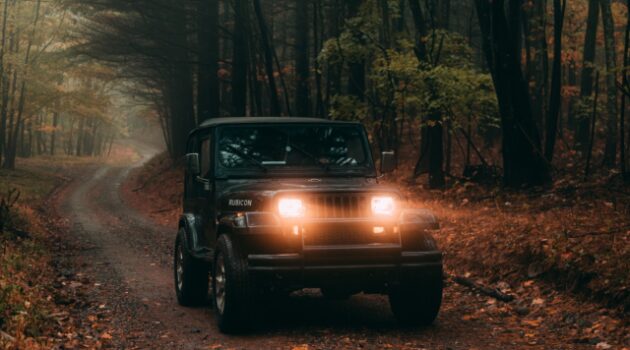 black and gray Jeep Wrangler